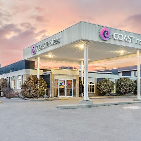 Coast Swift Current Hotel Exteriör bild